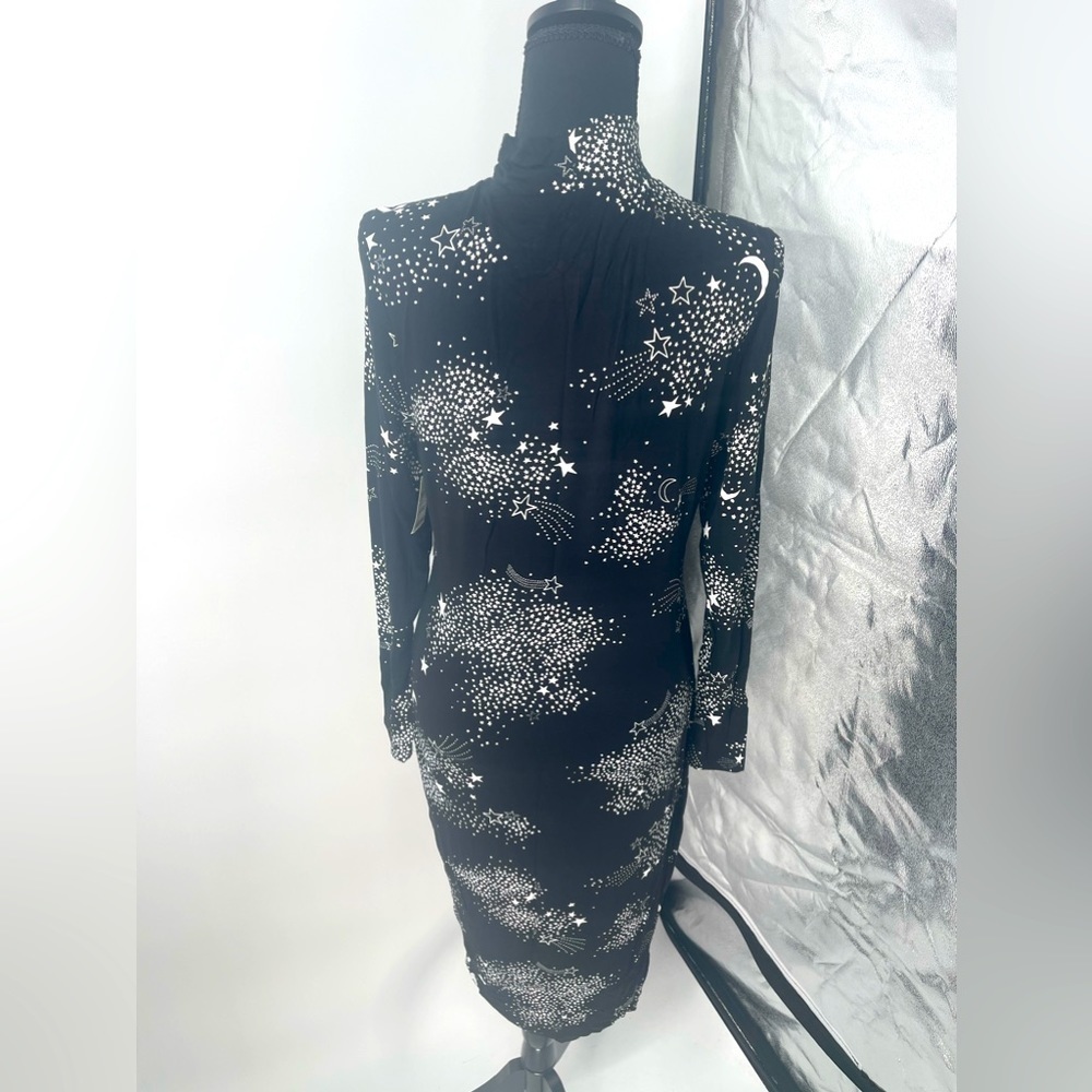 Bar III Black and White Starry Long Sleeve Dress